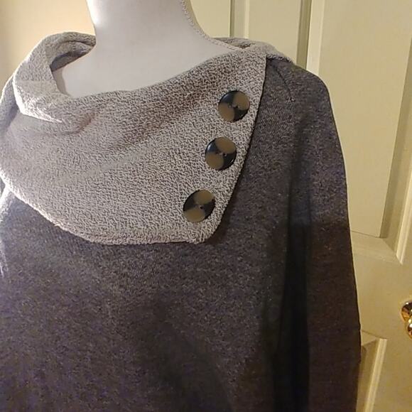 AB Studio Sweater Poncho Large Gray - Picture 2 of 6